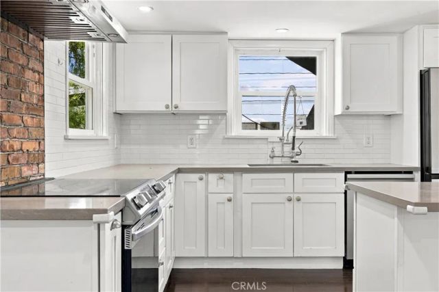 380 10th St, West, San Pedro, CA 90731