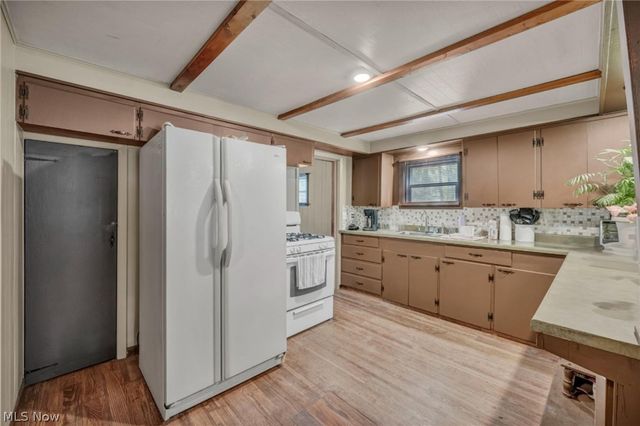 5026 Lear Nagle Road, North Ridgeville, OH 44039