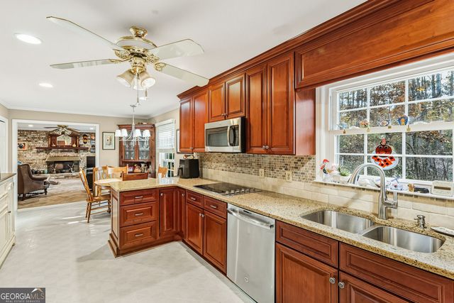 4671 NW Due West Road NW, Kennesaw, GA 30152