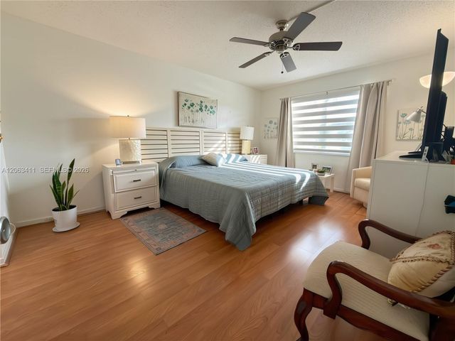 1151 SW 128th Ter 104D, Pembroke Pines, FL 33027