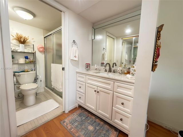 1151 SW 128th Ter 104D, Pembroke Pines, FL 33027