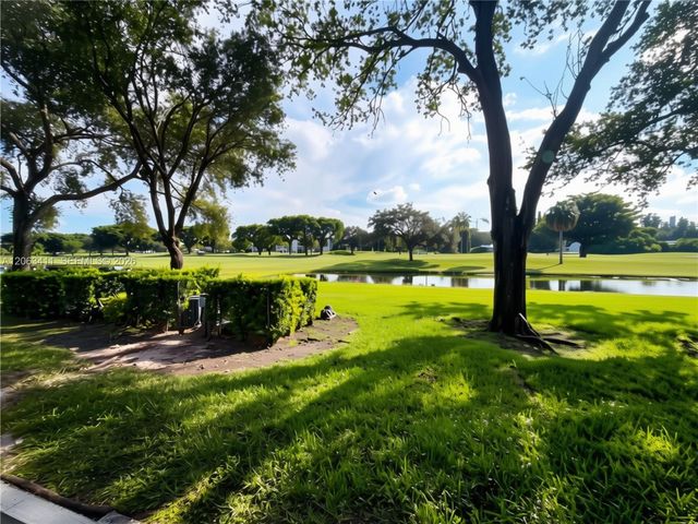 1151 SW 128th Ter 104D, Pembroke Pines, FL 33027