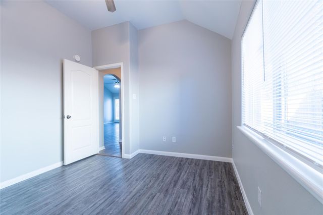 4814 Kleinway Drive, Houston, TX 77066