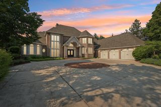 1601 Cedar BEND, Hartland, WI 53029