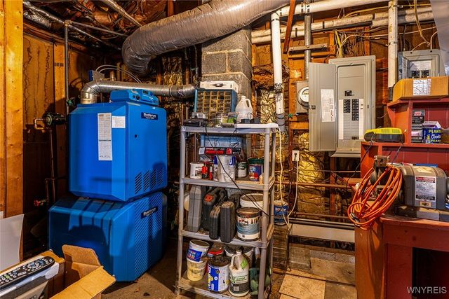 8407 Kimberly Road, Clarence, NY 14221