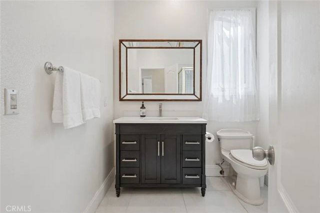 24823 Alexandra Court, Calabasas, CA 91302