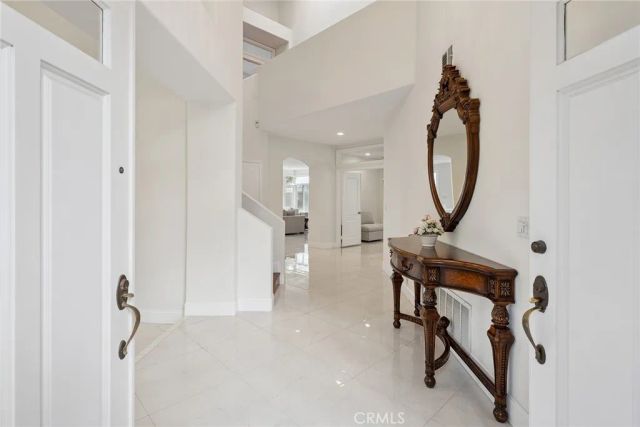 24823 Alexandra Court, Calabasas, CA 91302