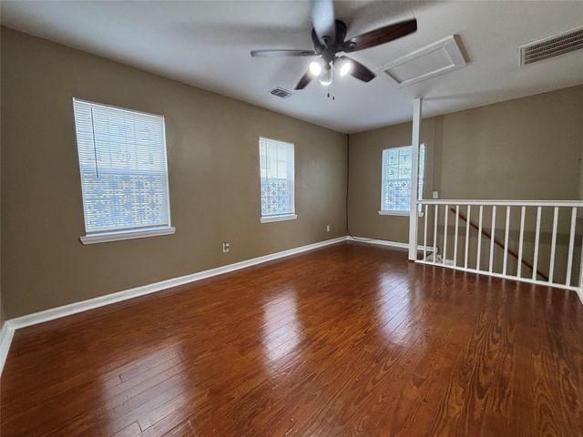 422 W Burleson Street, Wharton, TX 77488