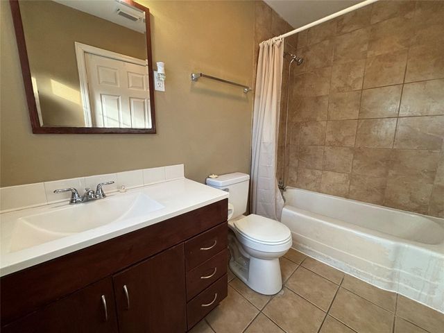 422 W Burleson Street, Wharton, TX 77488