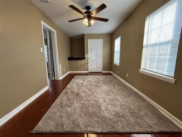 422 W Burleson Street, Wharton, TX 77488