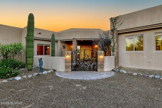 4900 N Melpomene Way, Tucson, AZ 85749