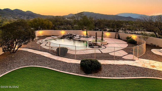 4900 N Melpomene Way, Tucson, AZ 85749