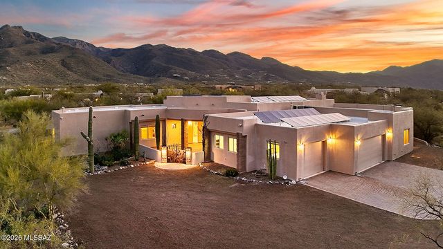 4900 N Melpomene Way, Tucson, AZ 85749