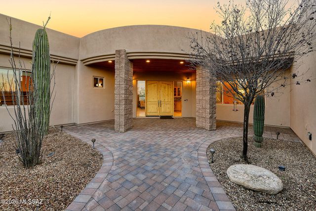 4900 N Melpomene Way, Tucson, AZ 85749