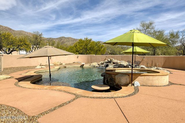 4900 N Melpomene Way, Tucson, AZ 85749