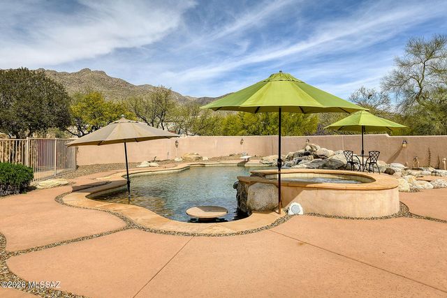 4900 N Melpomene Way, Tucson, AZ 85749