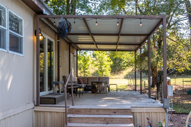 1925 N Old Highway 70, Dickson, OK 73401