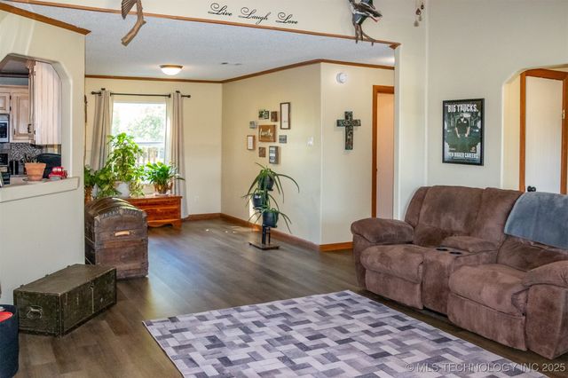 1925 N Old Highway 70, Dickson, OK 73401