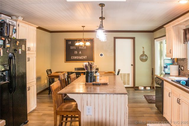 1925 N Old Highway 70, Dickson, OK 73401