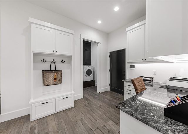 5211 Flint Hills Drive, College Station, TX 77845