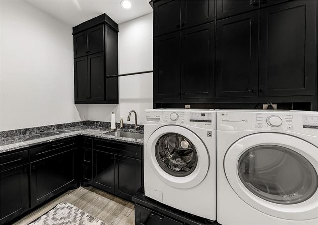 5211 Flint Hills Drive, College Station, TX 77845