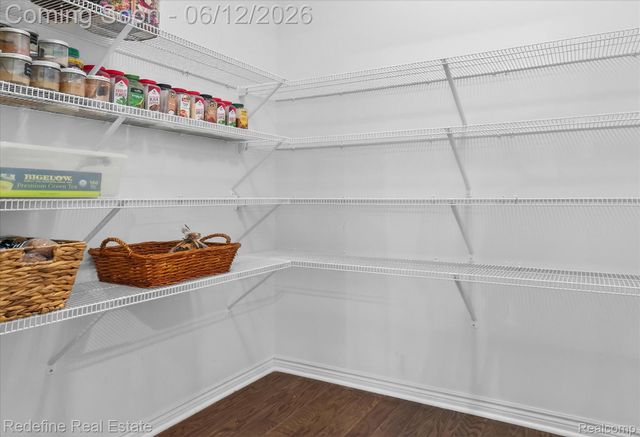 2976 Andlaur Drive, Rochester Hills, MI 48307