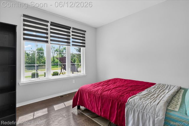 2976 Andlaur Drive, Rochester Hills, MI 48307