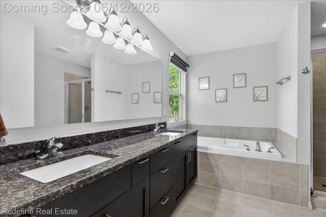 2976 Andlaur Drive, Rochester Hills, MI 48307