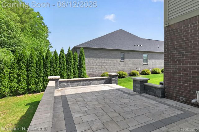 2976 Andlaur Drive, Rochester Hills, MI 48307