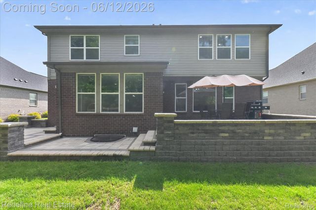 2976 Andlaur Drive, Rochester Hills, MI 48307