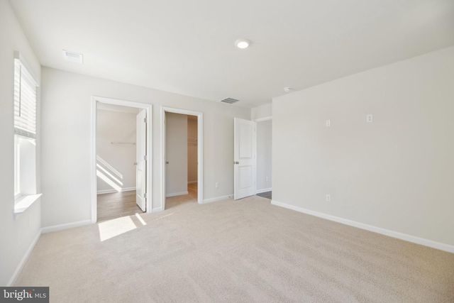 122 BOOKERS CREST DR, Stephens City, VA 22655