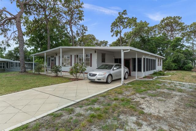 7637 MORIAH AVENUE, Brooksville, FL 34613