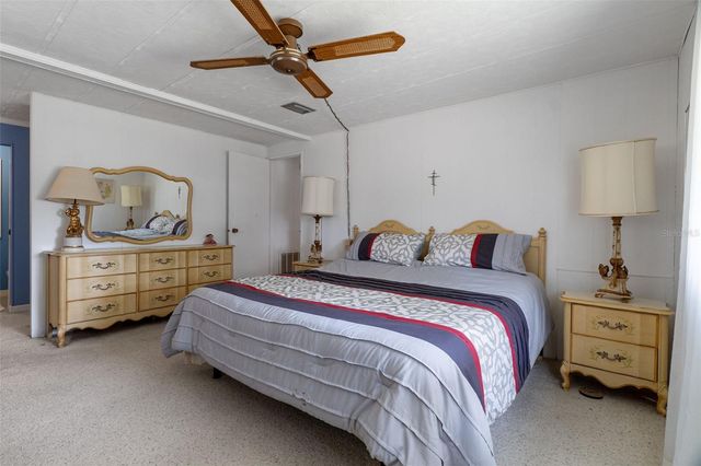 7637 MORIAH AVENUE, Brooksville, FL 34613