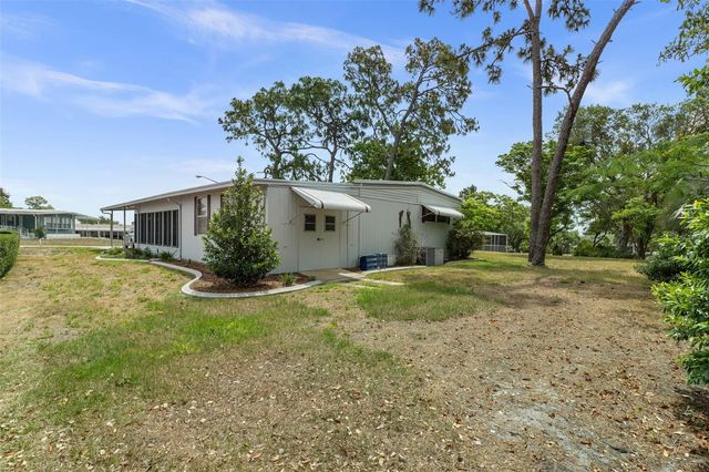 7637 MORIAH AVENUE, Brooksville, FL 34613