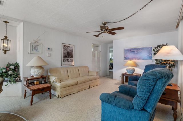 7637 MORIAH AVENUE, Brooksville, FL 34613