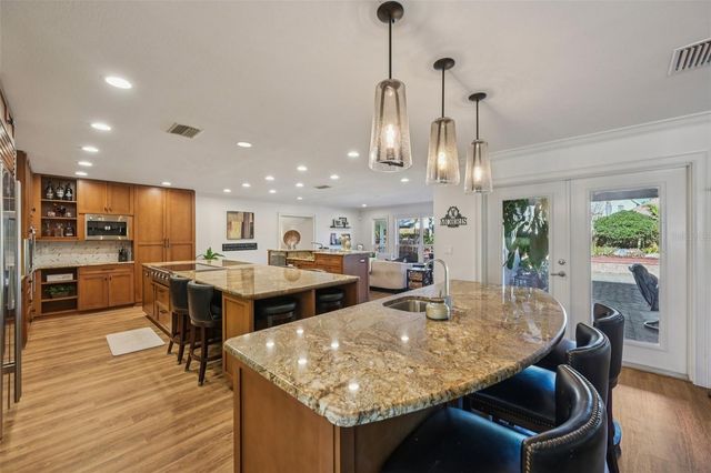 1008 80TH STREET NW, Bradenton, FL 34209