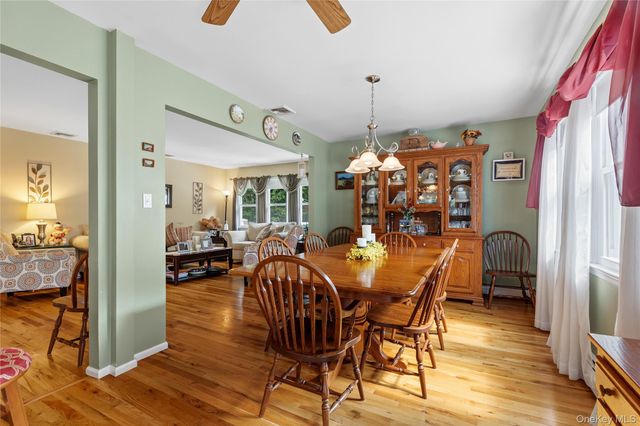 15 Hood Place, Cortlandt Manor, NY 10567