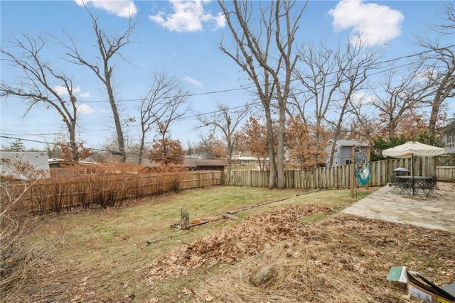 3824 Wenig Road NE, Cedar Rapids, IA 52402