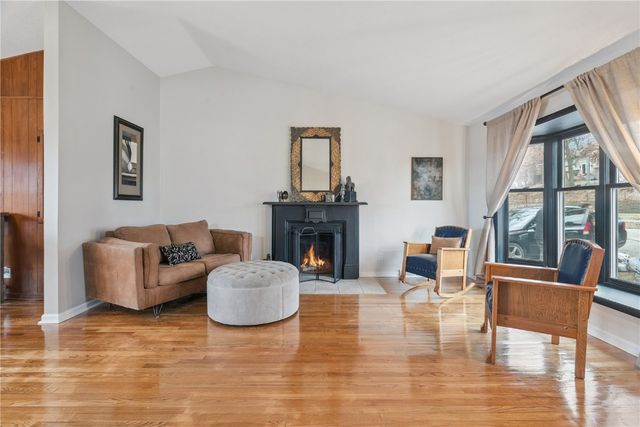 3824 Wenig Road NE, Cedar Rapids, IA 52402