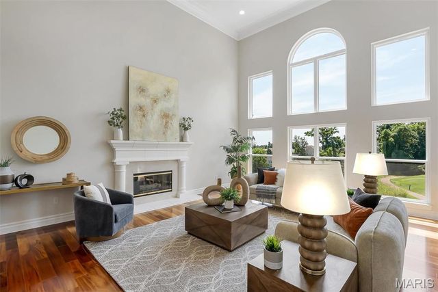 9217 Caddyshack Circle, Sunset Hills, MO 63127