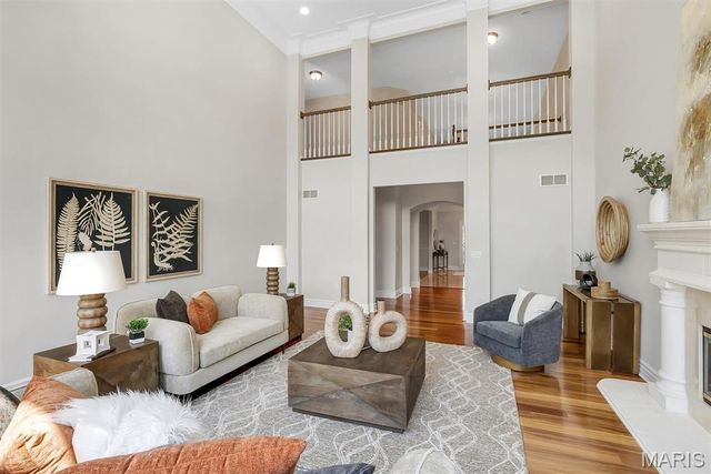 9217 Caddyshack Circle, Sunset Hills, MO 63127