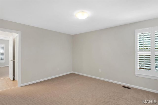 9217 Caddyshack Circle, Sunset Hills, MO 63127
