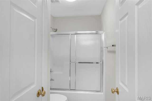 9217 Caddyshack Circle, Sunset Hills, MO 63127