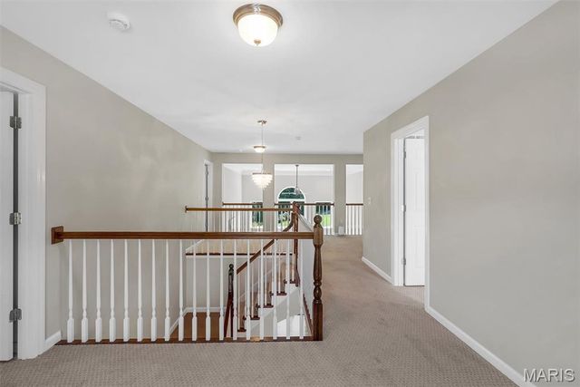 9217 Caddyshack Circle, Sunset Hills, MO 63127