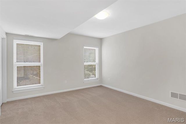 9217 Caddyshack Circle, Sunset Hills, MO 63127