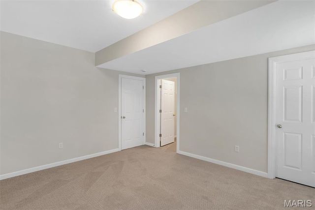 9217 Caddyshack Circle, Sunset Hills, MO 63127