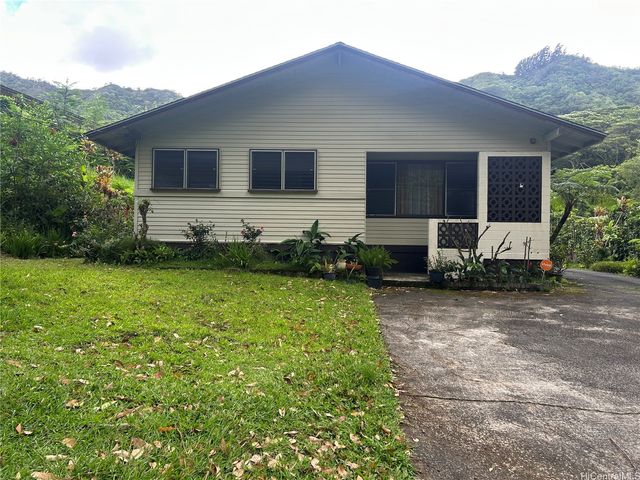 3545 Kalihi Street, Honolulu, HI 96819
