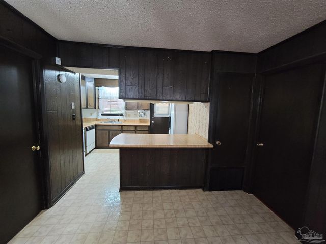 4525 Mesquite Dr, Milton, FL 32583