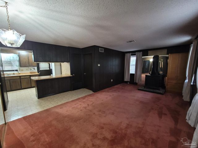 4525 Mesquite Dr, Milton, FL 32583