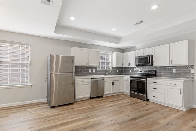 1123 W Morgan Street, Denison, TX 75020